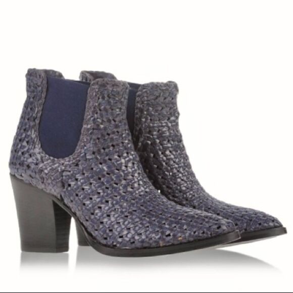 Aquatalia by MARVIN K. Desire Woven Ankle Bootie - Picture 1 of 16